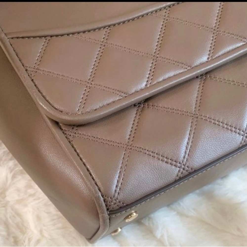 Biege Tory Burch Savannah Top Handle Satchel Set - Picture 7 of 12